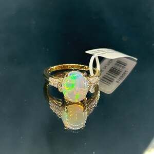 Beautiful 3 Carat Opal ring set in 18K vermeil YG over 925 Sterling